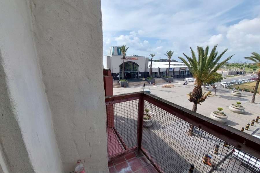 3 Bedroom Property for Sale in Bridgetown Western Cape